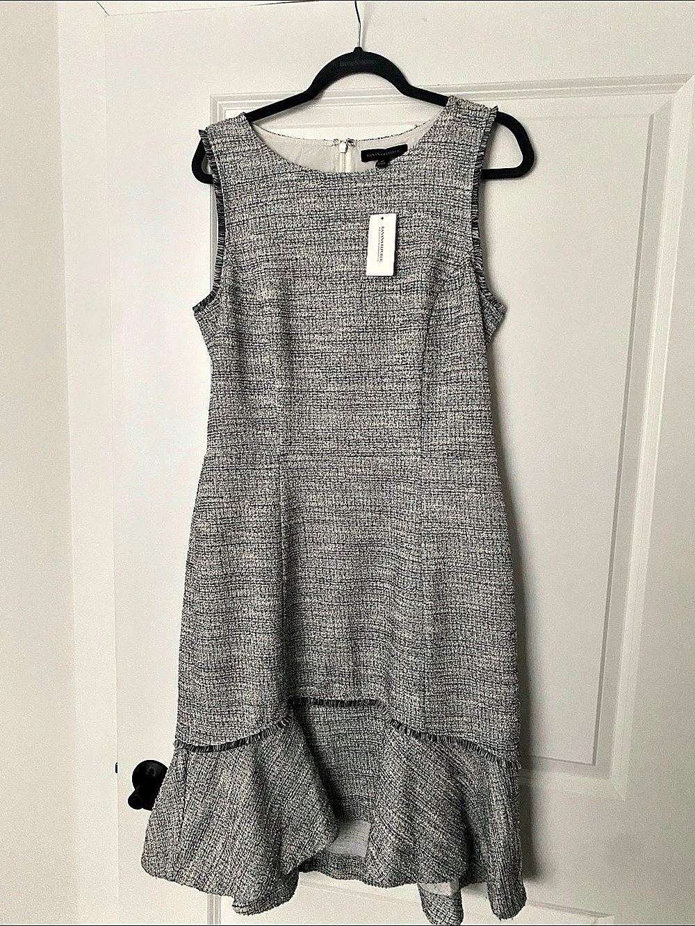NWT Banana Republic Tweed Ruffle Dress in Gray Size 12